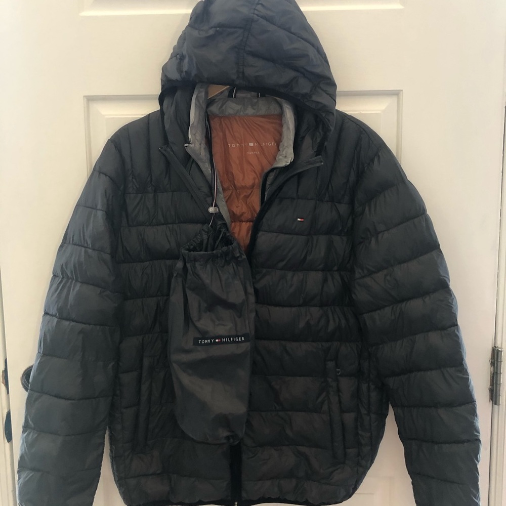 Tommy Hilfiger Men's Lightweight Puffer Coat